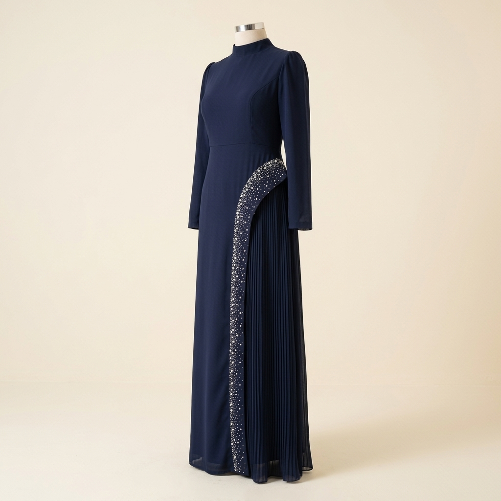 Robe de Soirée Longue Bleu Marine Plissée avec Détails Perlés