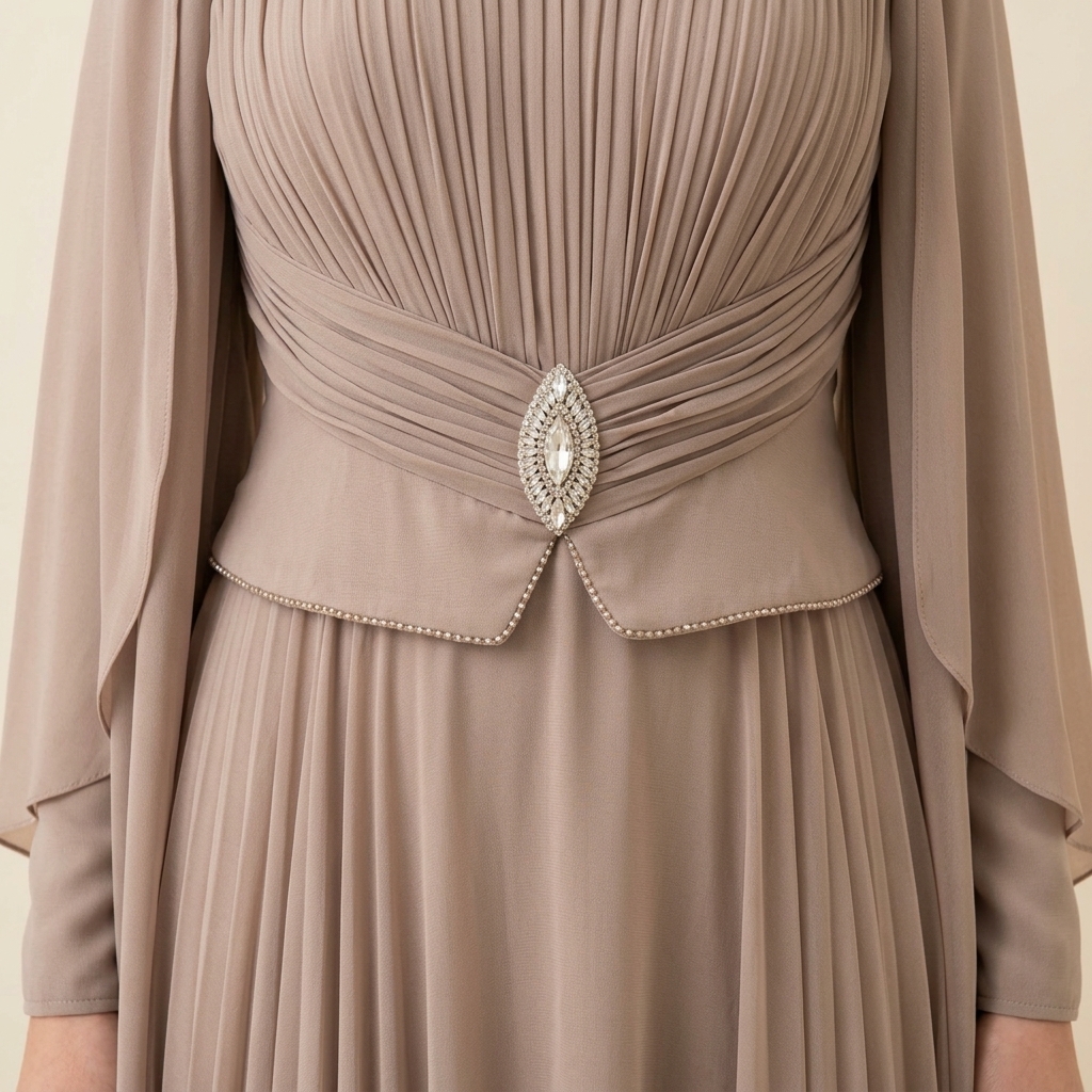 Robe de Soirée Longue Plissée avec Cape et Broche - Beige 