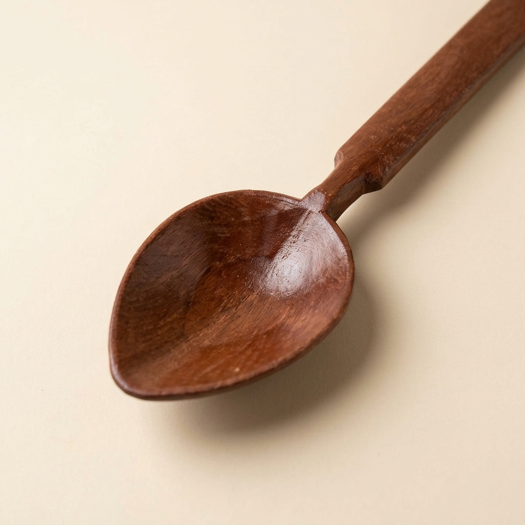 Cuillère Traditionnelle en Bois Artisanal